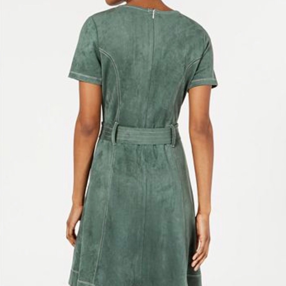 DRESS NWT - Picture 2 of 4